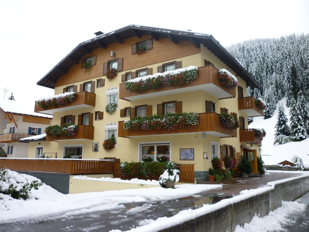 Hotel I Rododendri Вальфурва Экстерьер фото
