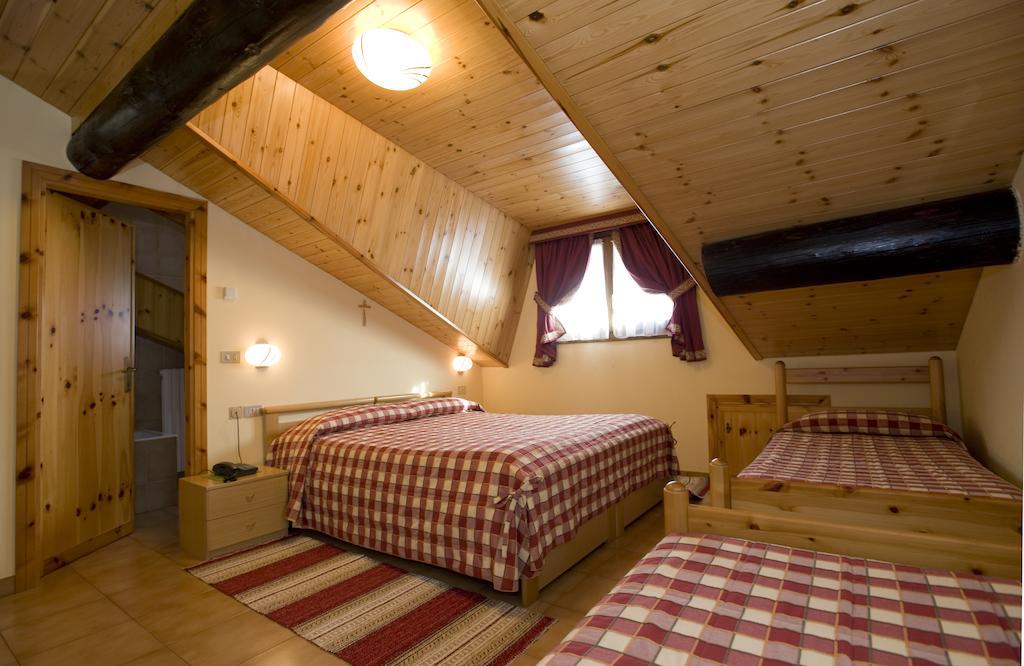 Hotel I Rododendri Вальфурва Номер фото